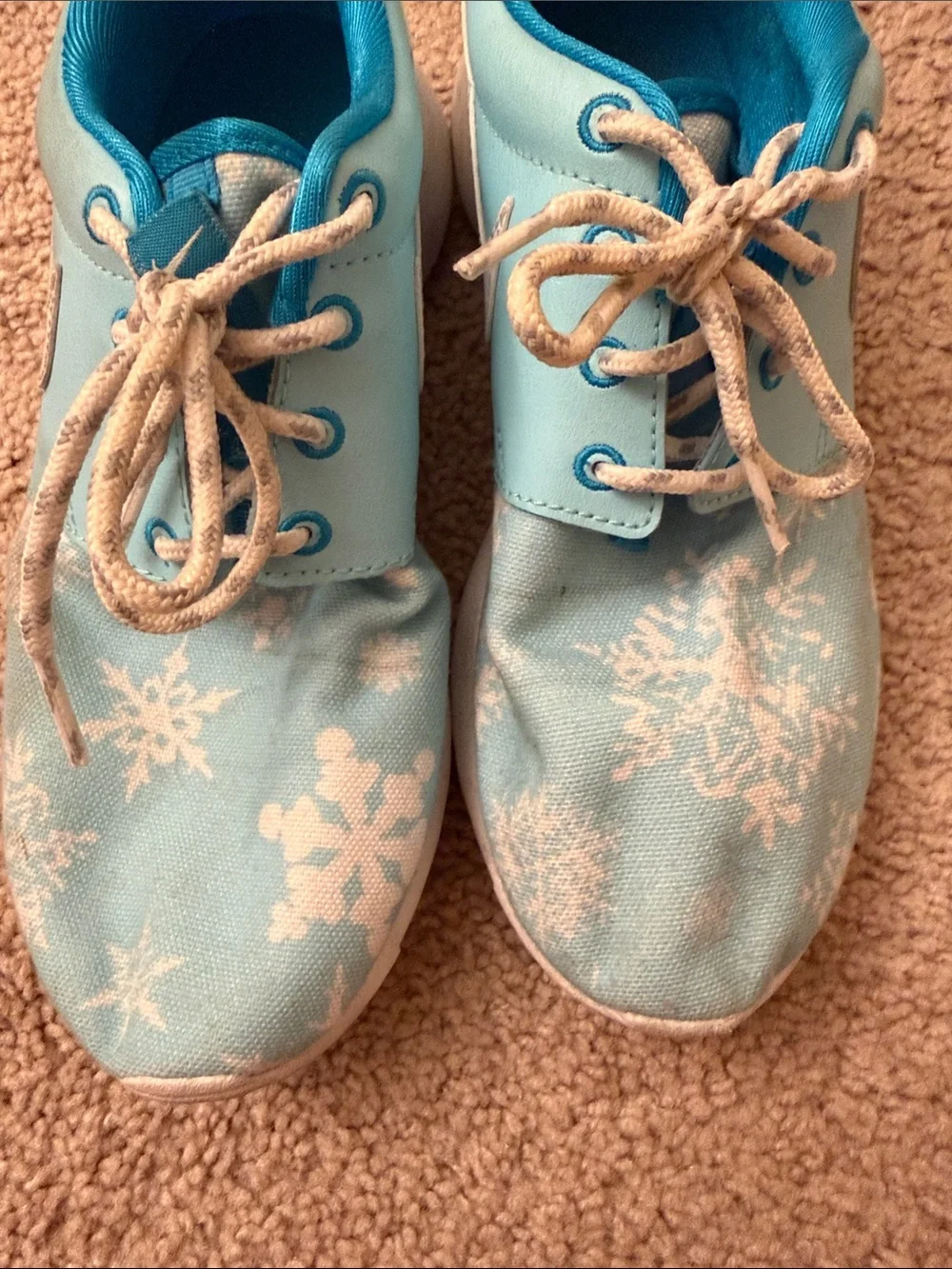 Nike Kids' Blue Snowflake Roshe Run